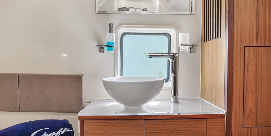 Chris-Craft Catalina 34