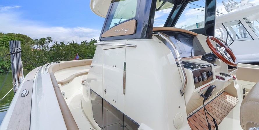 Chris-Craft Catalina 34