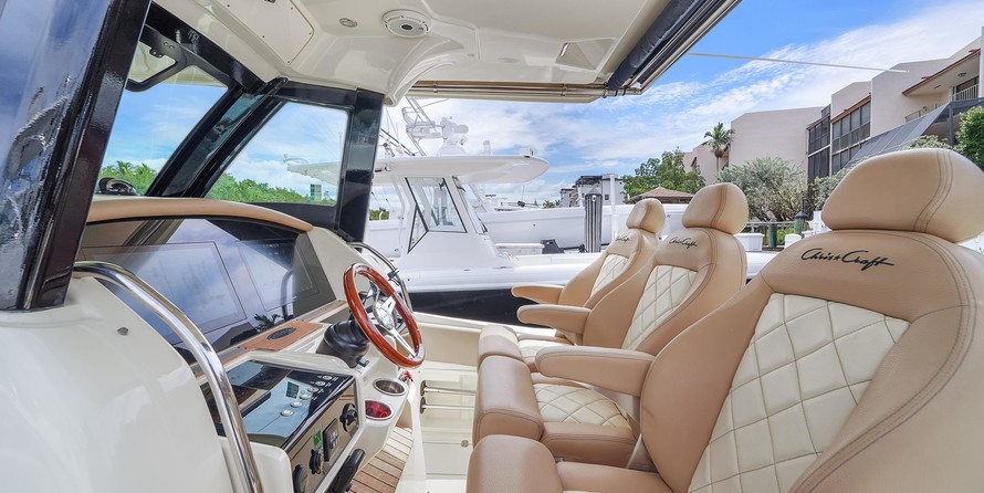 Chris-Craft Catalina 34