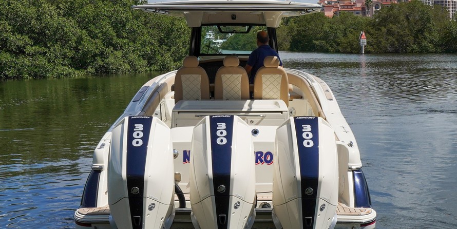 Chris-Craft Catalina 34