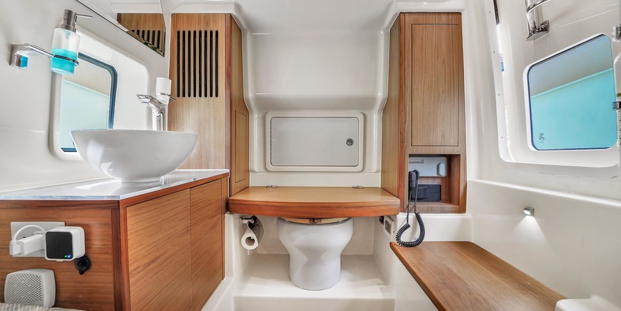 Chris-Craft Catalina 34