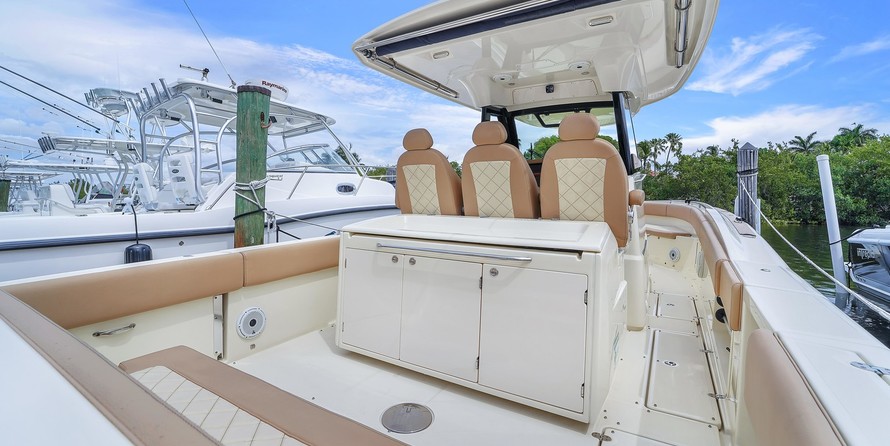 Chris-Craft Catalina 34