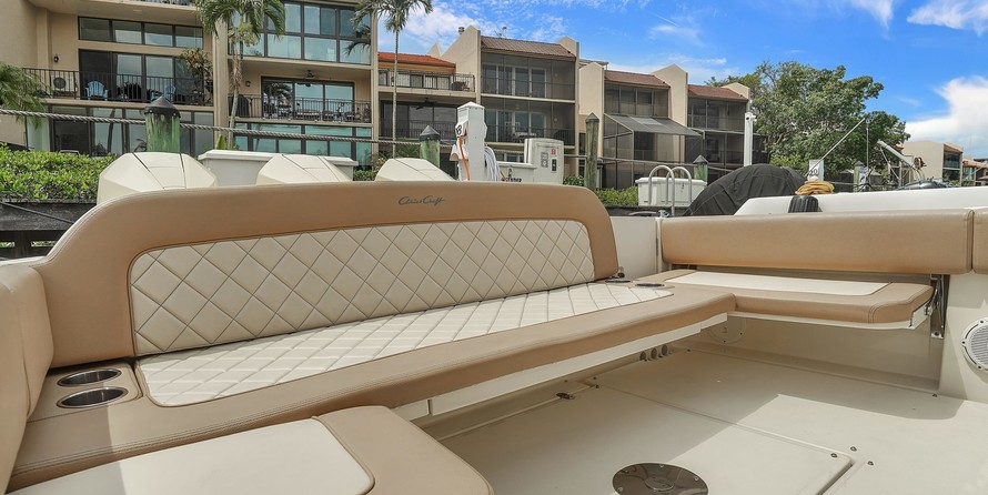 Chris-Craft Catalina 34