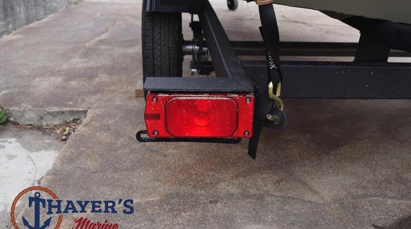 Tracker Grizzly 1648 SC