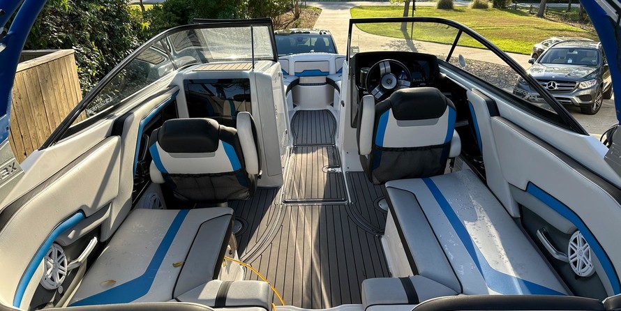 Yamaha 242X E-Series