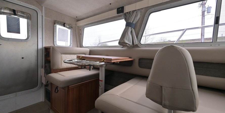 KingFisher 3025 Offshore