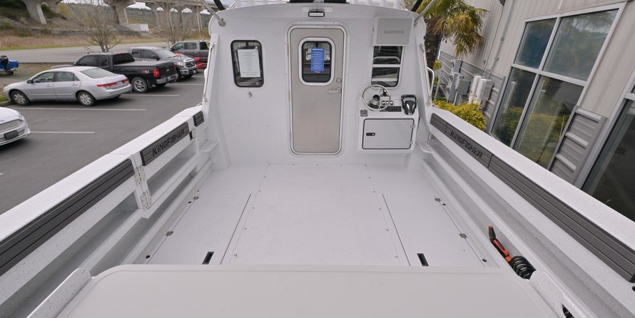 KingFisher 3025 Offshore