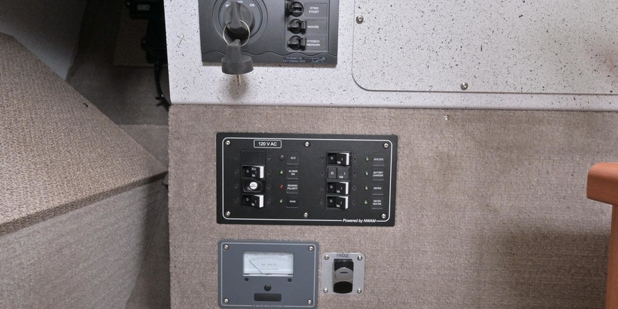 KingFisher 3025 Offshore