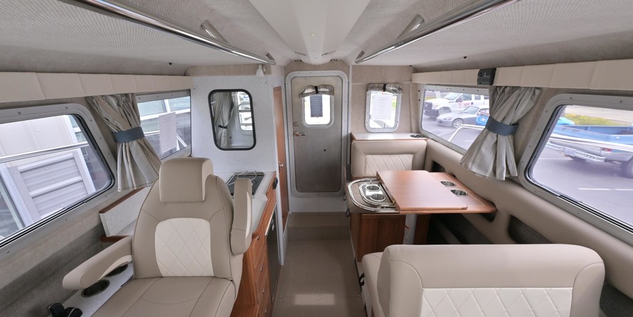 KingFisher 3025 Offshore