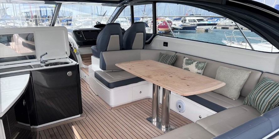 Princess V48