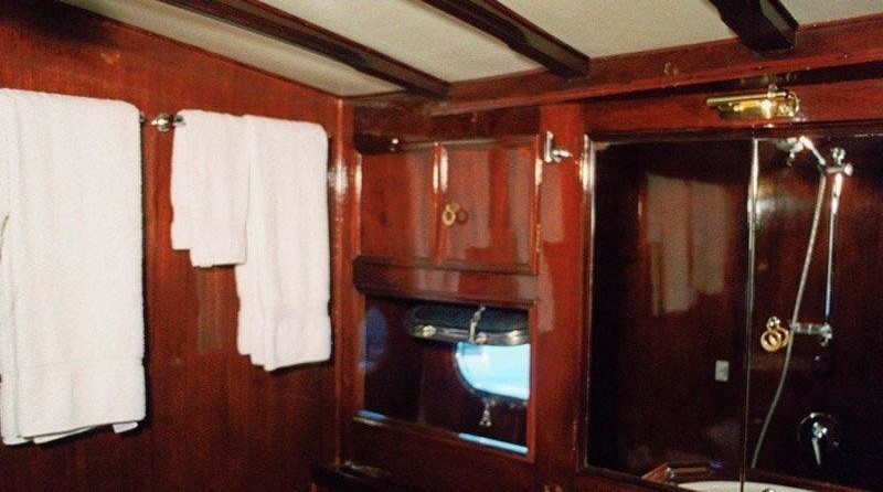 Hamble one design classic yacht