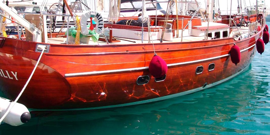 Hamble one design classic yacht