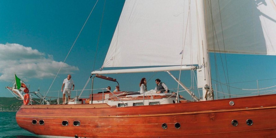 Hamble one design classic yacht