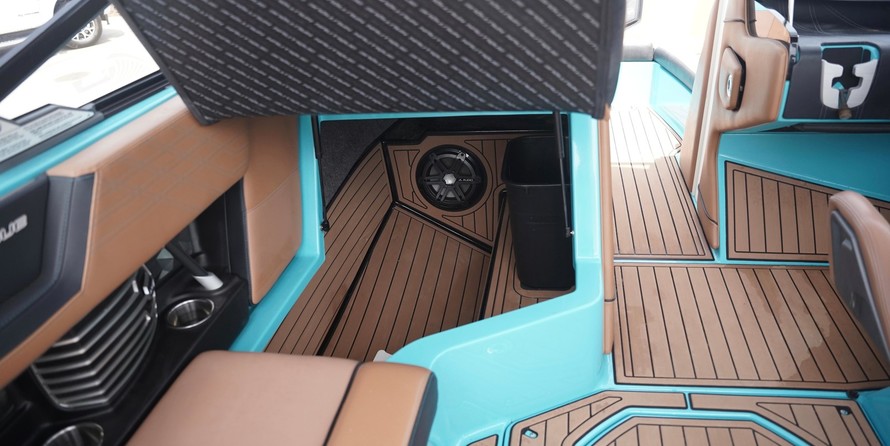 Super Air Nautique G23