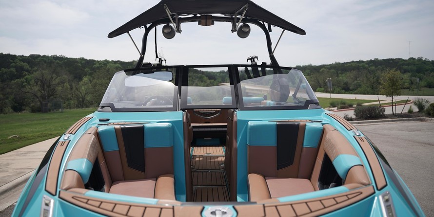 Super Air Nautique G23