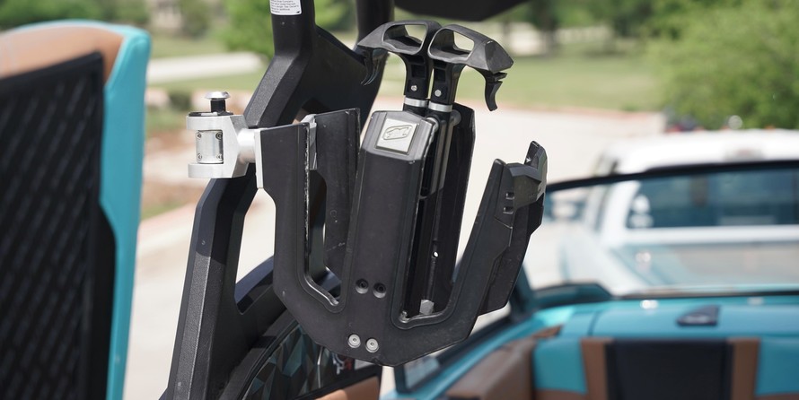 Super Air Nautique G23