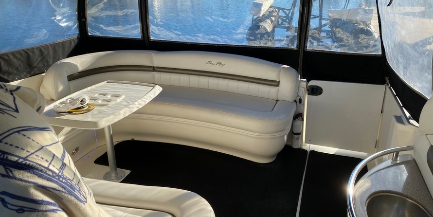 44 Sea Ray Sundancer