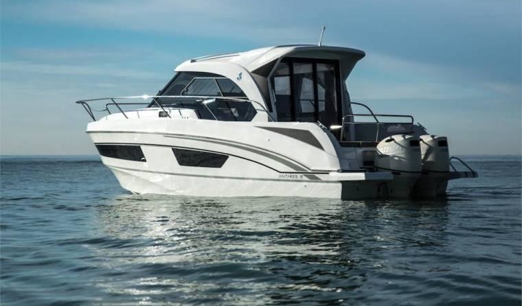 Beneteau Antares 9 OB