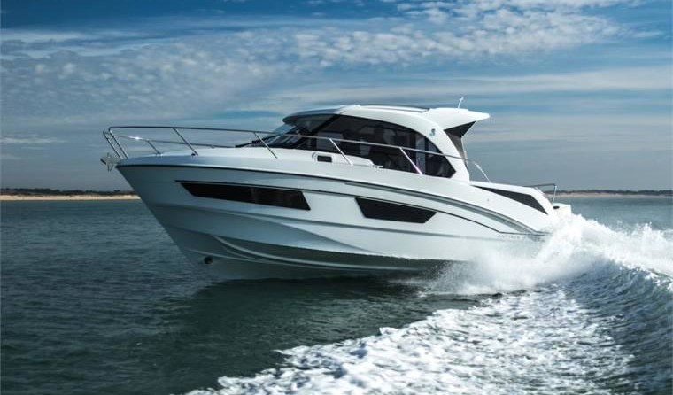 Beneteau Antares 9 OB