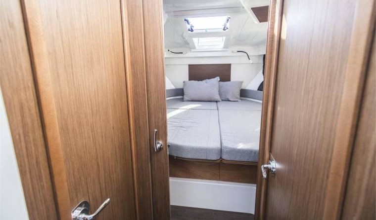 Beneteau Antares 9 OB