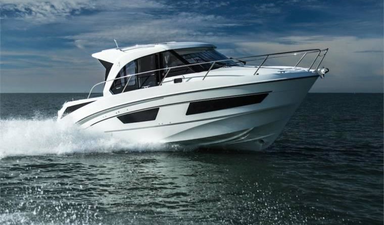 Beneteau Antares 9 OB