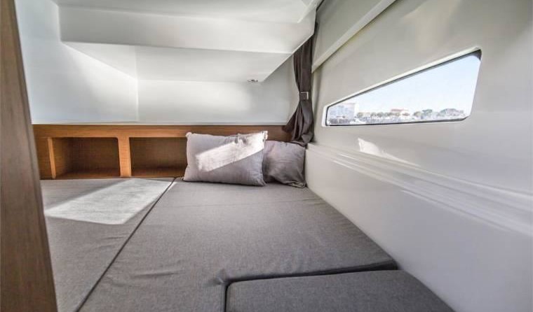 Beneteau Antares 9 OB