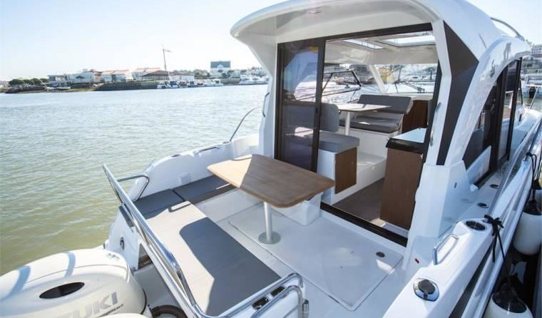 Beneteau Antares 9 OB