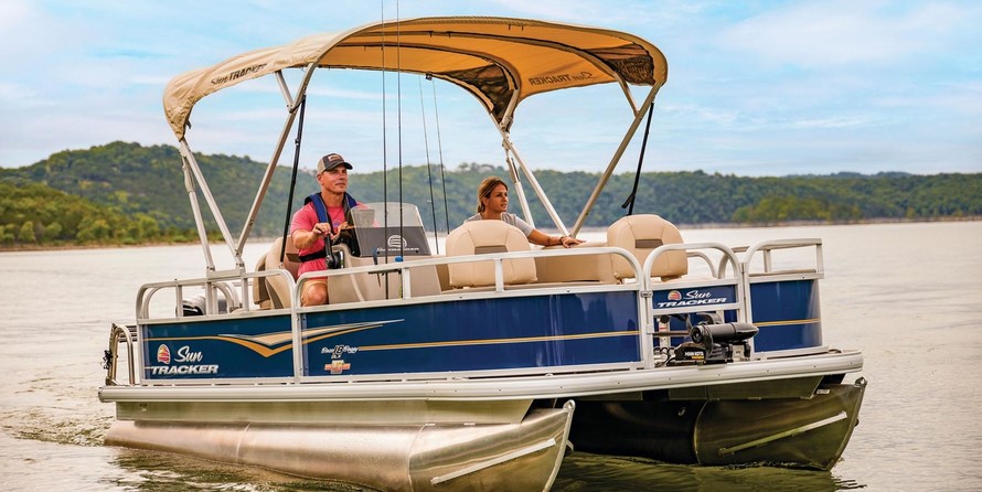 Sun Tracker Bass Buggy 18 DLX