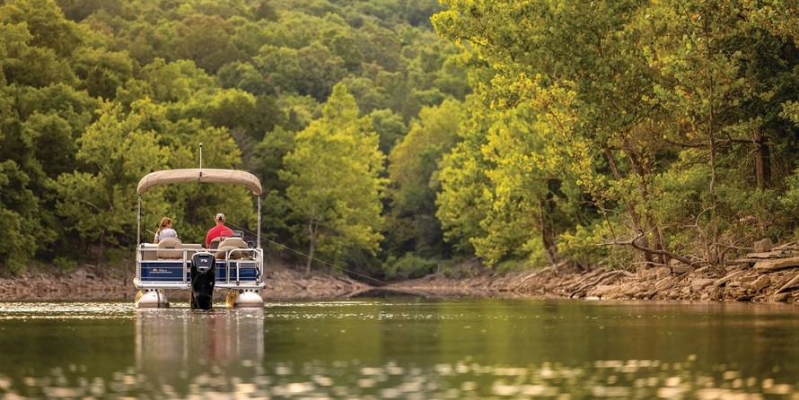 Sun Tracker Bass Buggy 18 DLX