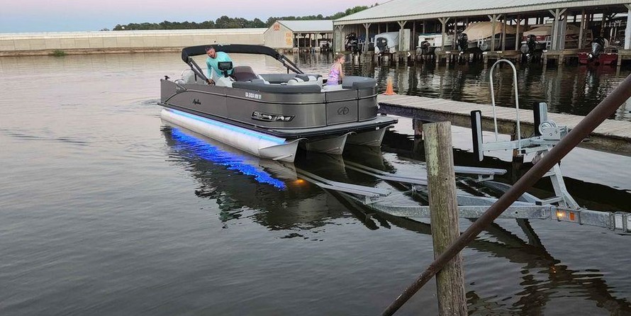 Avalon catalina 25 rf