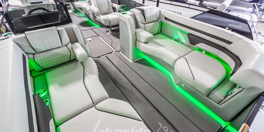 Hurricane fundeck 232