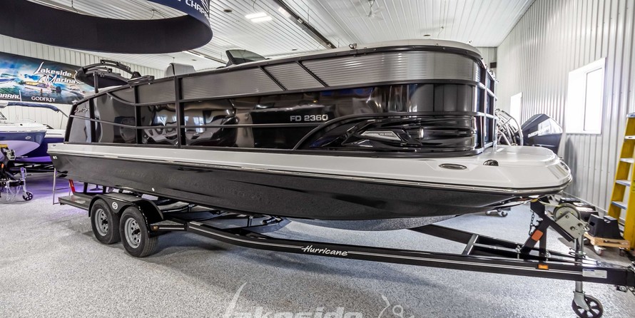 Hurricane fundeck 232