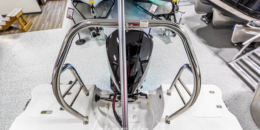 Hurricane fundeck 232