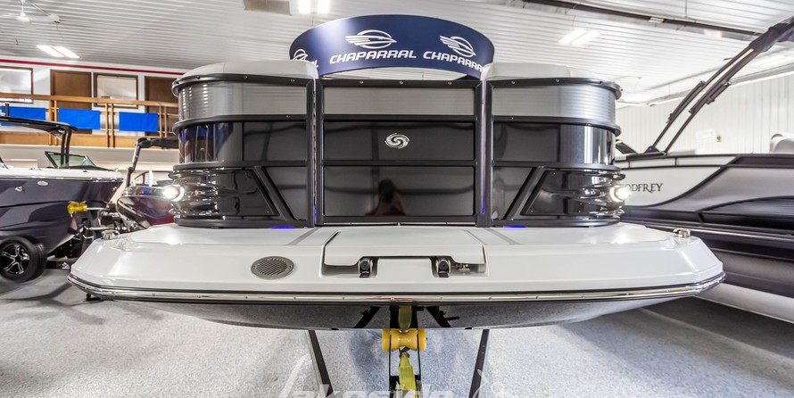 Hurricane fundeck 232