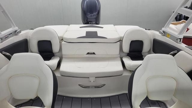 Chaparral 21 H2O OB Ski & Fish