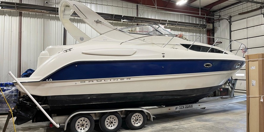 Bayliner 305