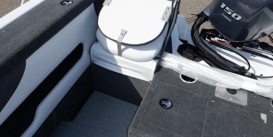 Smoker Craft 182 Ultima Legacy