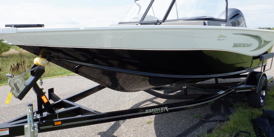 Smoker Craft 182 Ultima Legacy