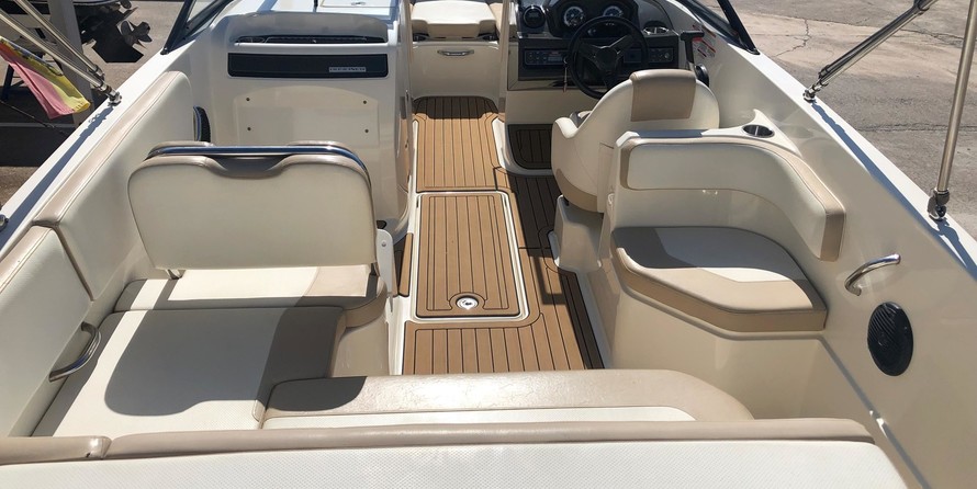 Bayliner VR6 BOWRIDER