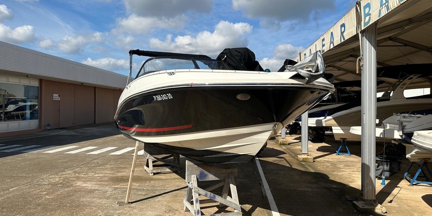 Bayliner VR6 BOWRIDER