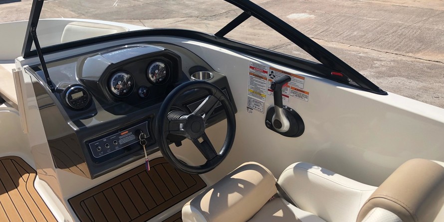 Bayliner VR6 BOWRIDER