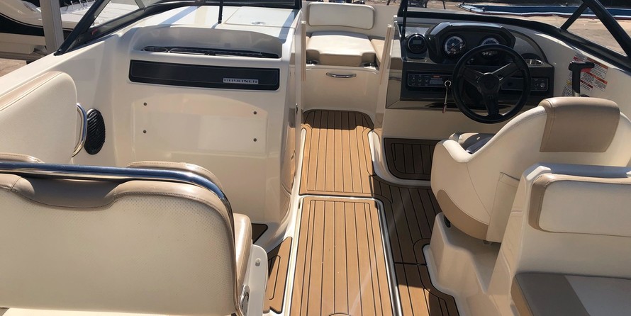 Bayliner VR6 BOWRIDER