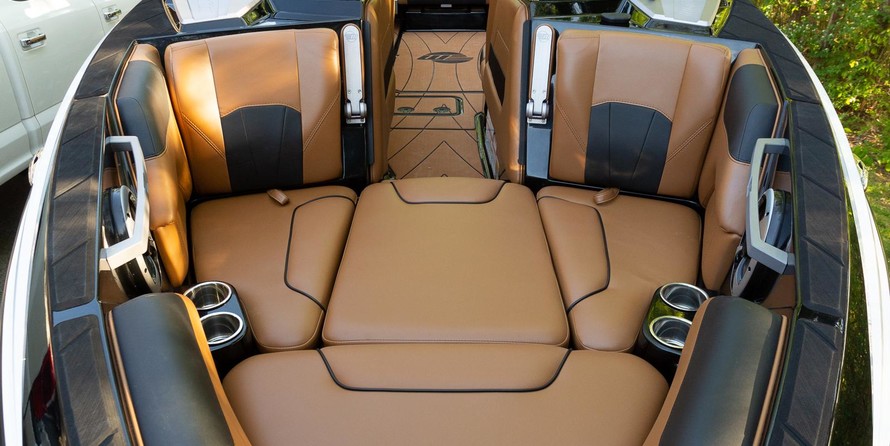 Malibu Wakesetter 25 LSV