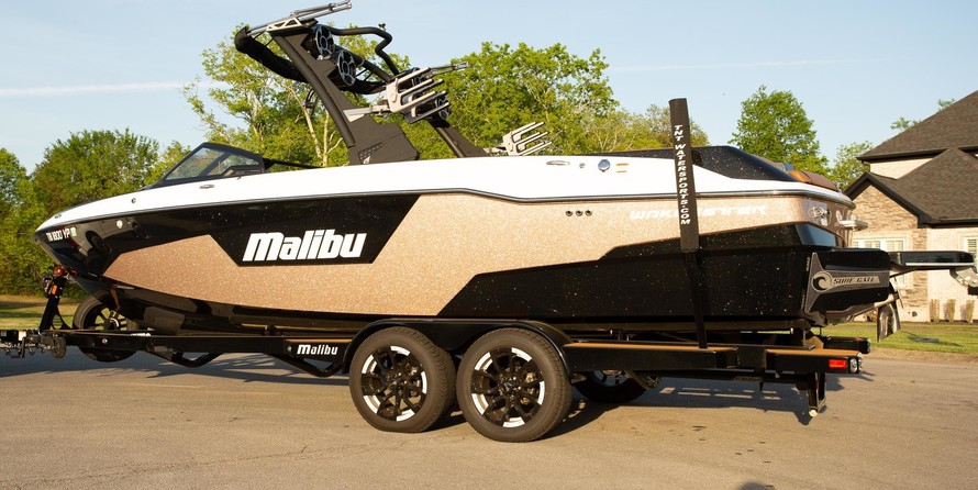 Malibu Wakesetter 25 LSV
