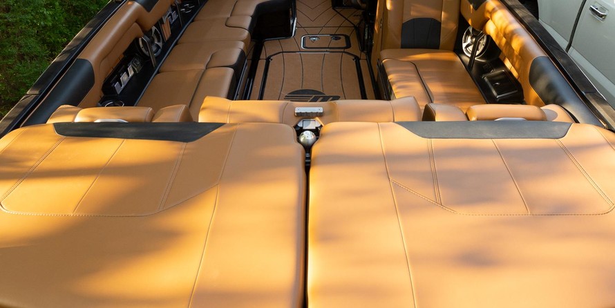 Malibu Wakesetter 25 LSV