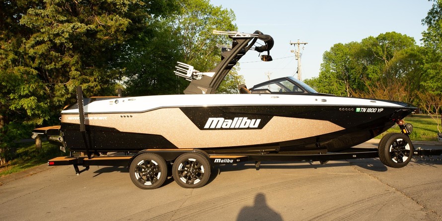 Malibu Wakesetter 25 LSV