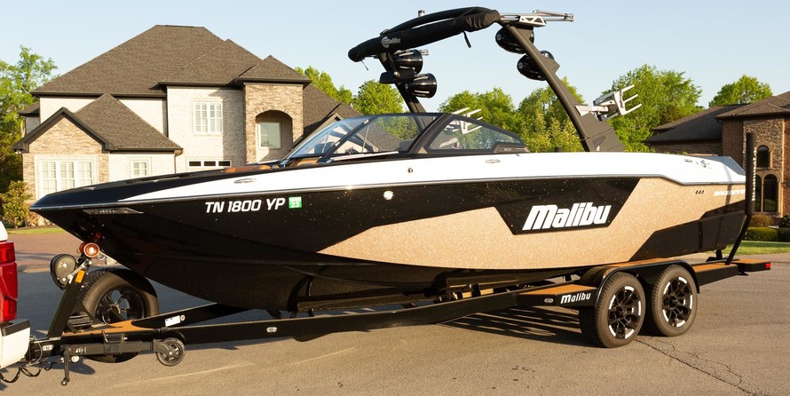 Malibu Wakesetter 25 LSV