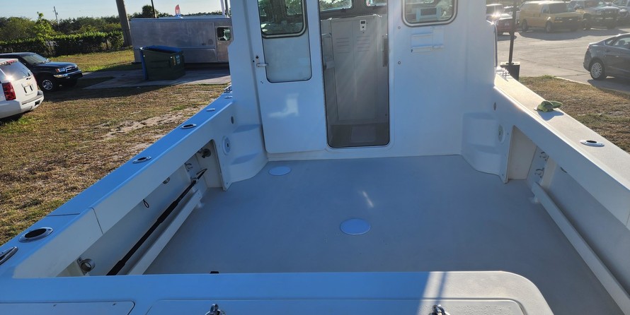 Parker 2520 XLD Sport Cabin