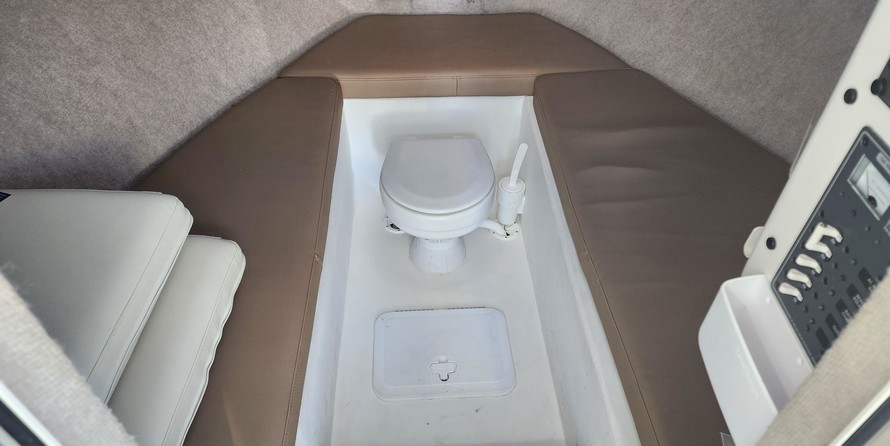 Parker 2520 XLD Sport Cabin