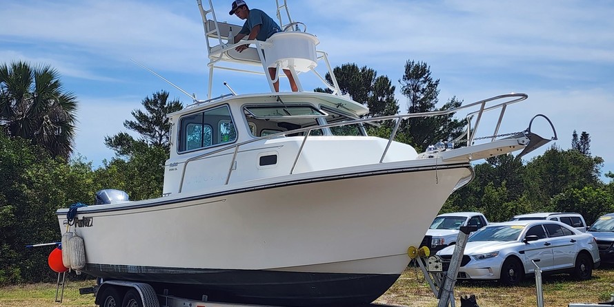 Parker 2520 XLD Sport Cabin